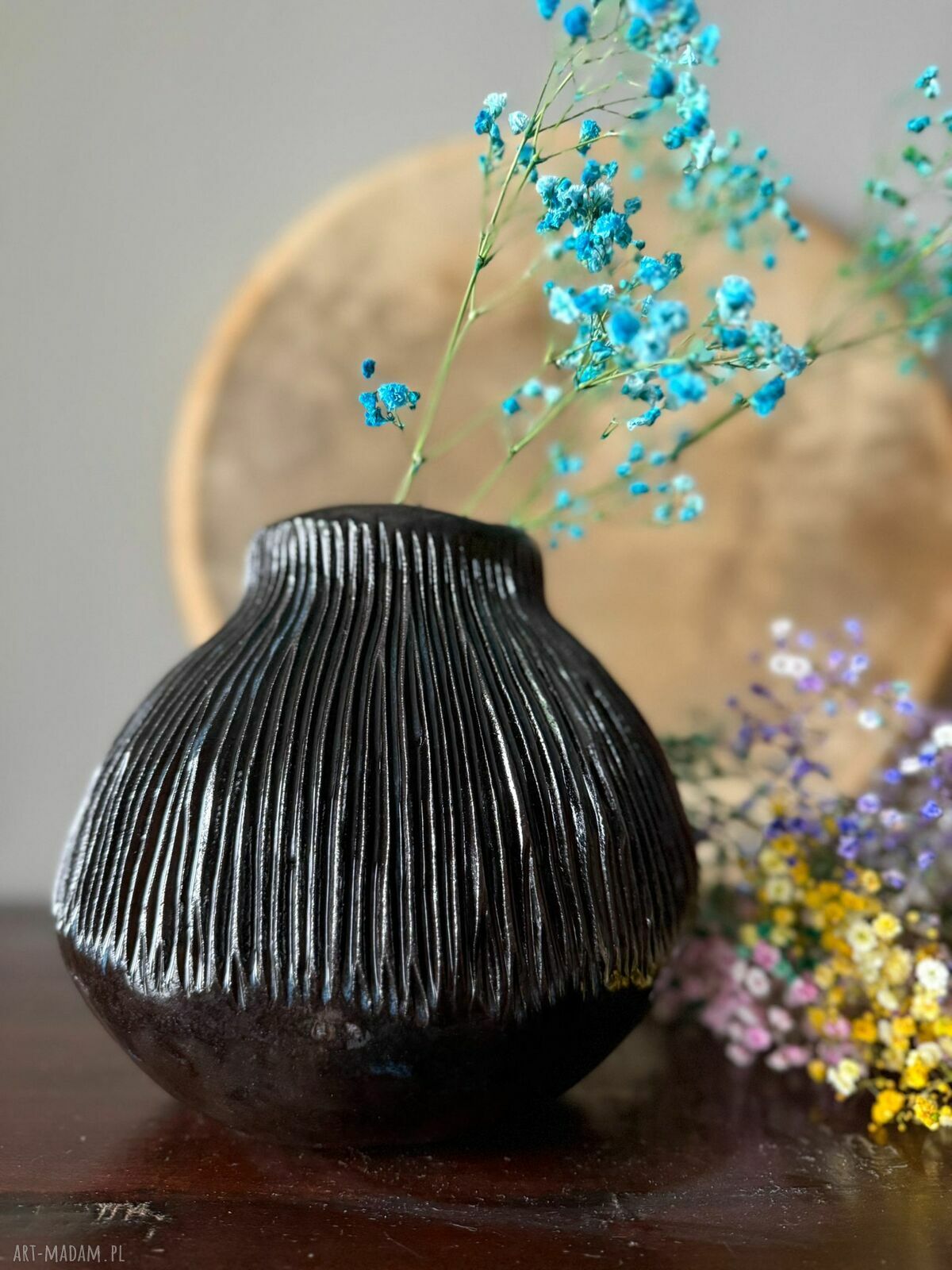 Wazon ceramiczny 'Deep Lines' - dekoracja handmade