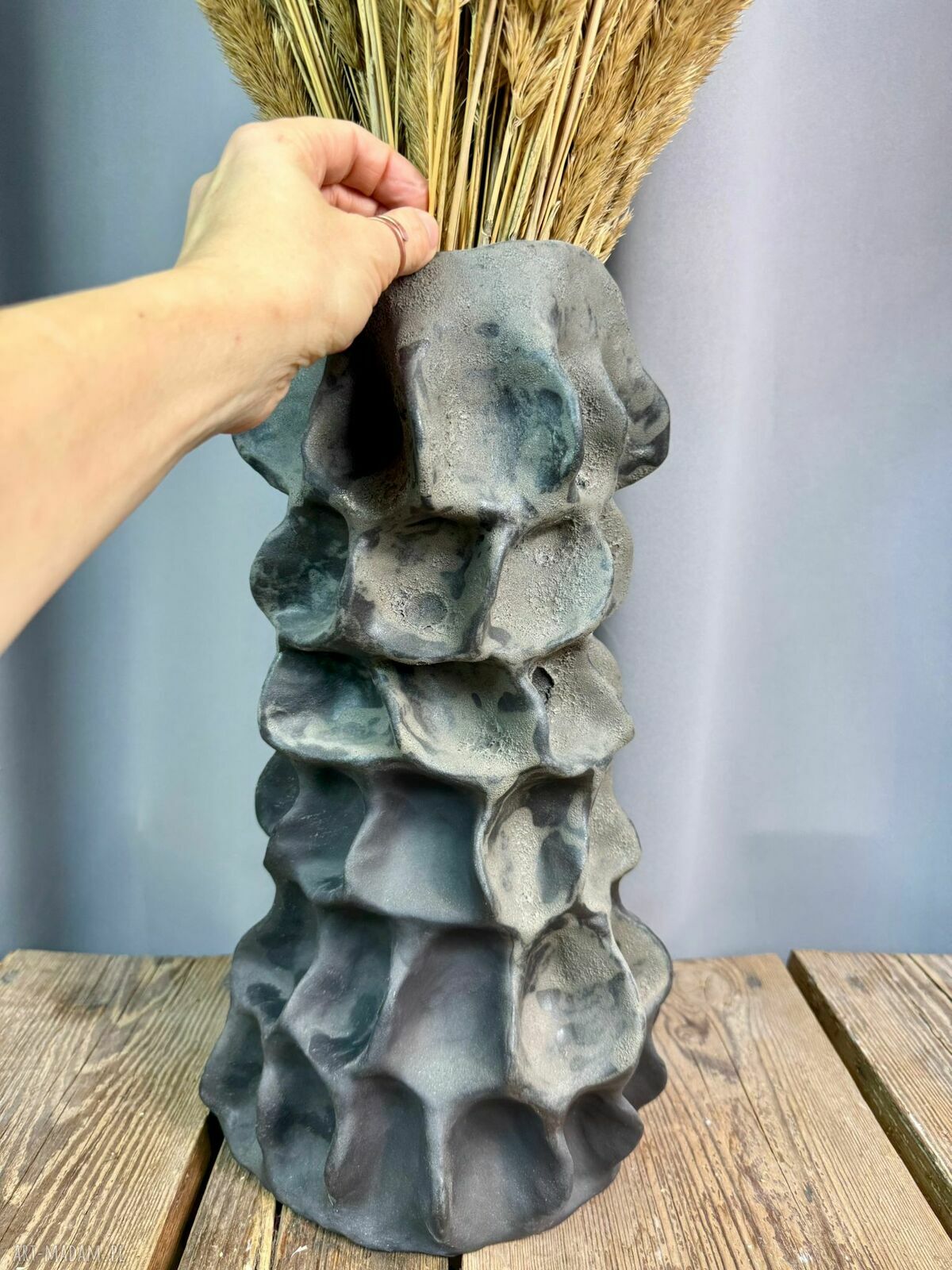 Wazon ceramiczny z kolekcji Organica - ręcznie lepiony poLEPIONE