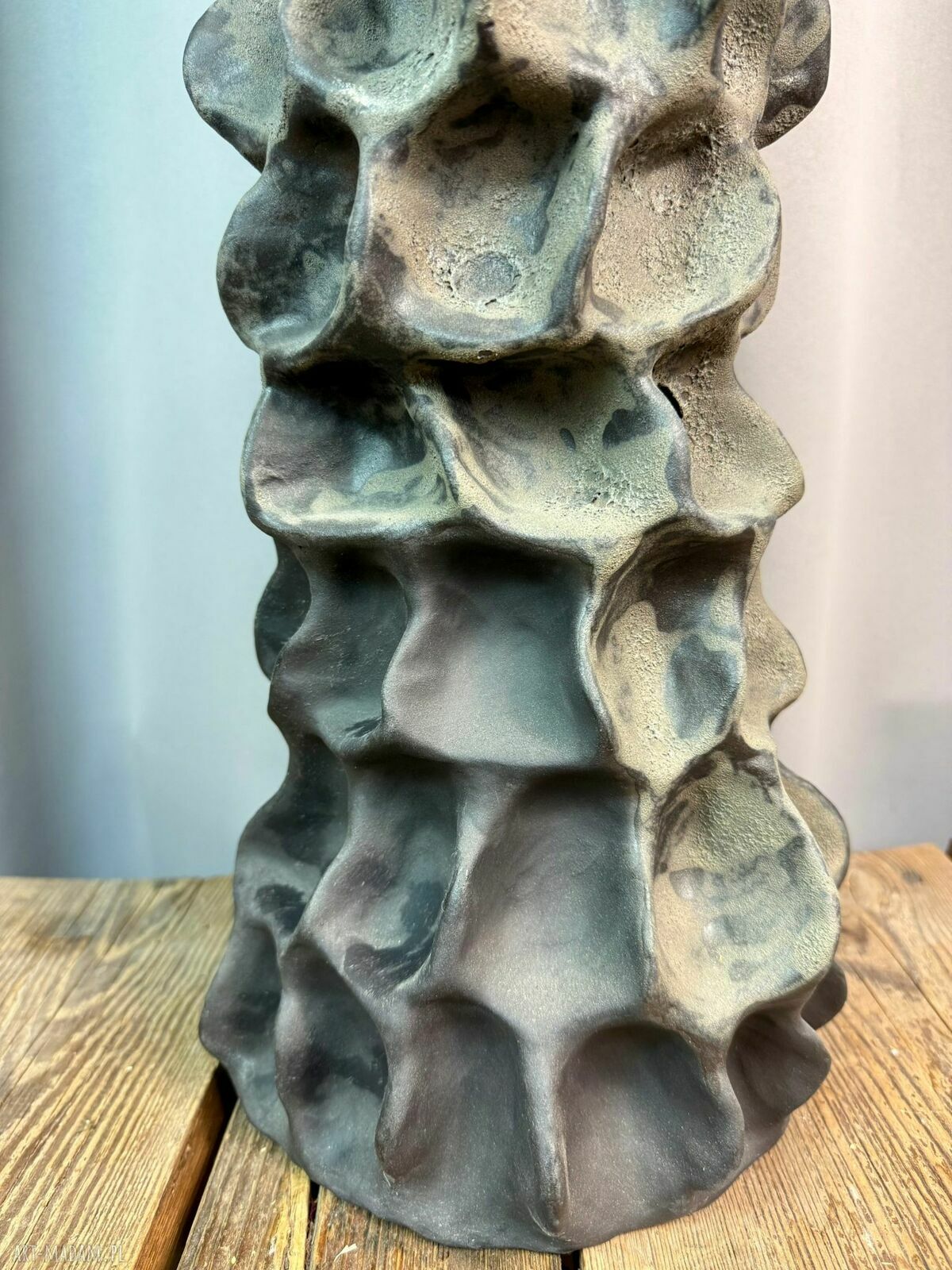 Wazon ceramiczny z kolekcji Organica - ręcznie lepiony poLEPIONE