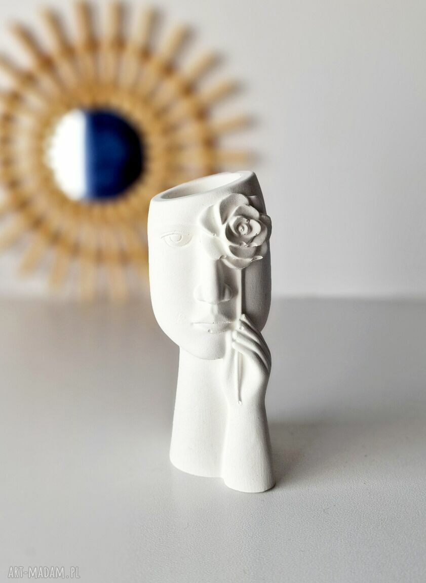 Wazon w kształcie kobiecej twarzy - flower white