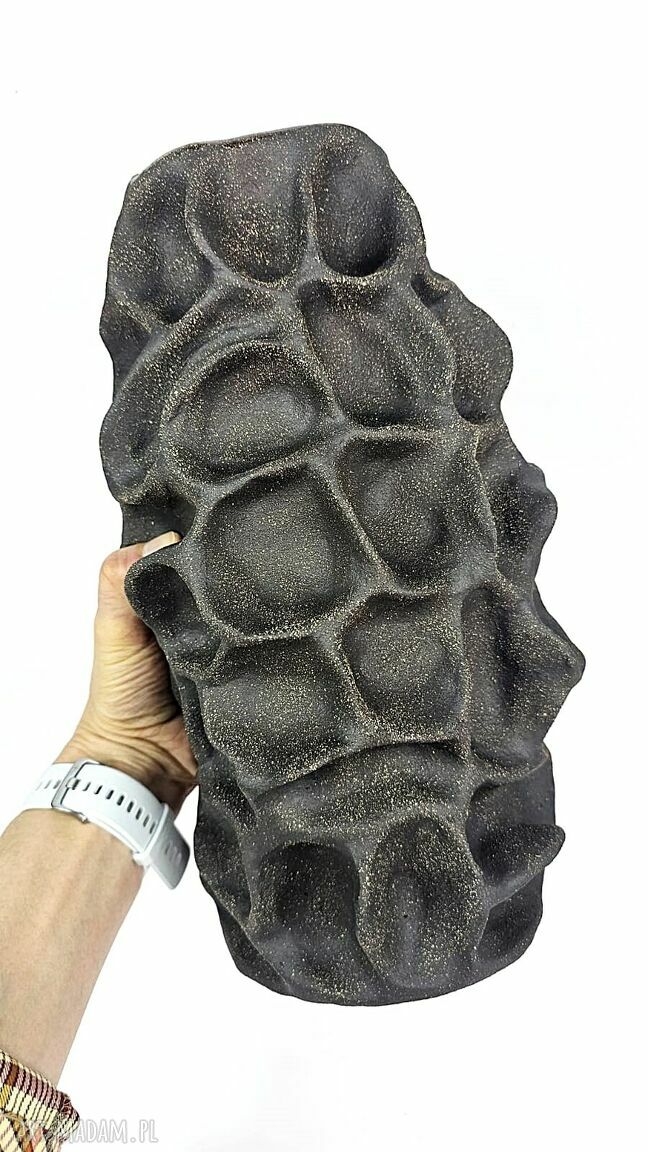 Azon ceramiczny - brązowy wazon handmade z surowej gliny