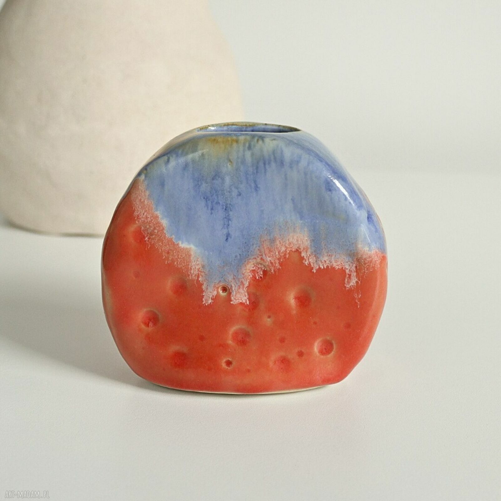 Ceramiczny wazonik handmade na suche kwiaty