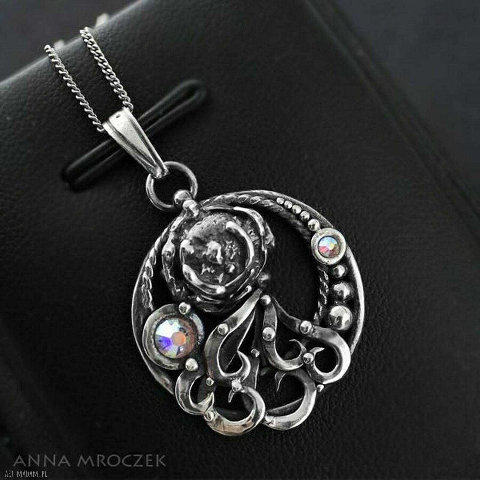 Weird Flower - srebrny naszyjnik z kryształkami Swarovski Crystal AB