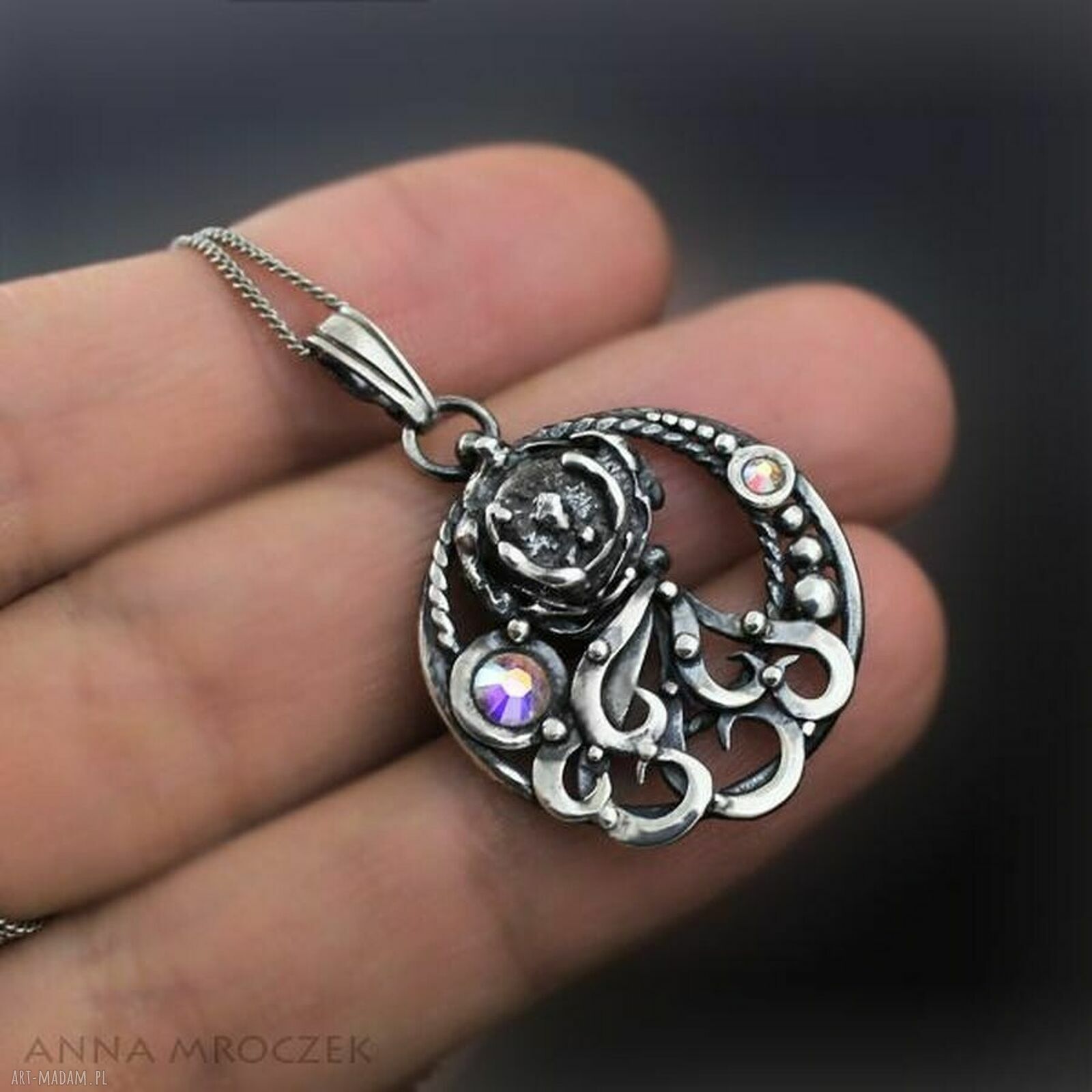 Weird Flower - srebrny naszyjnik z kryształkami Swarovski Crystal AB