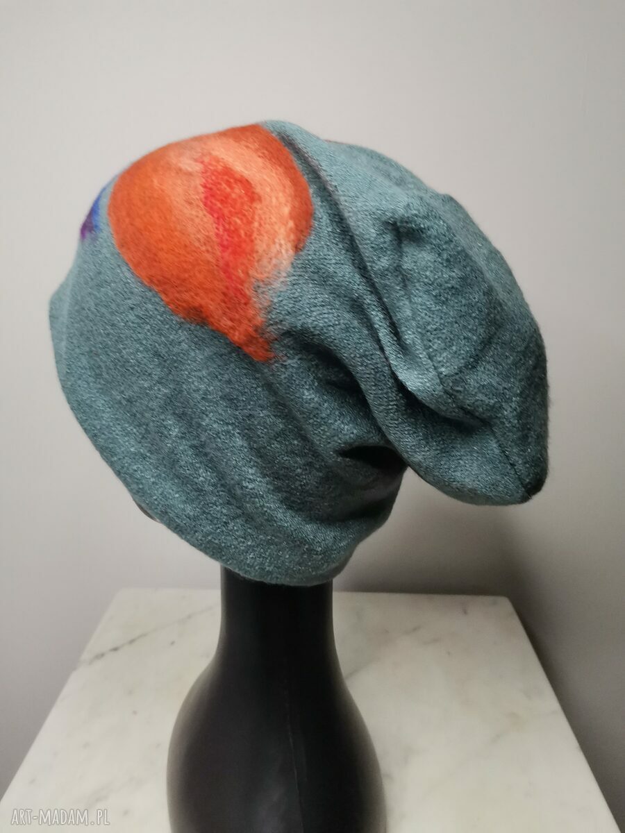 Zimowa czapka filcowana z merino - Ruda Klara boho w kwiaty na podszewce