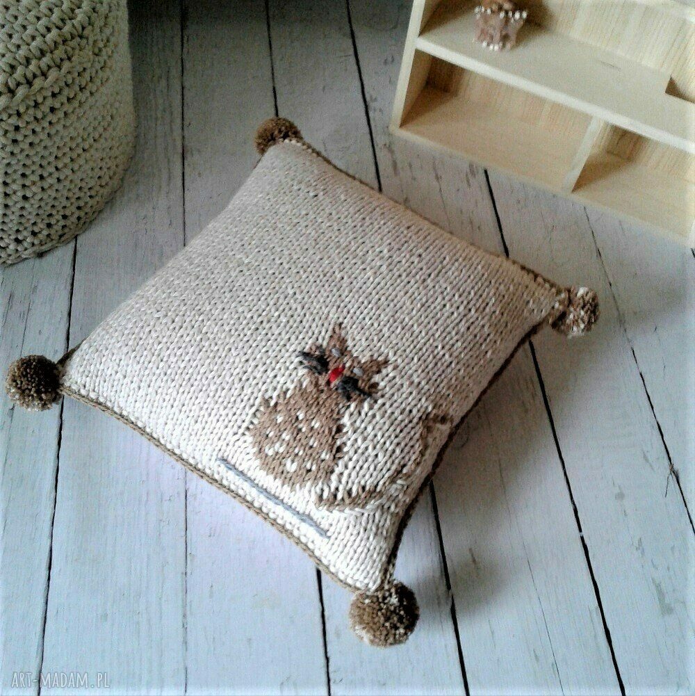 Dziergana poszewka kotek poduszka wełniana dla dziecka stworzenia
