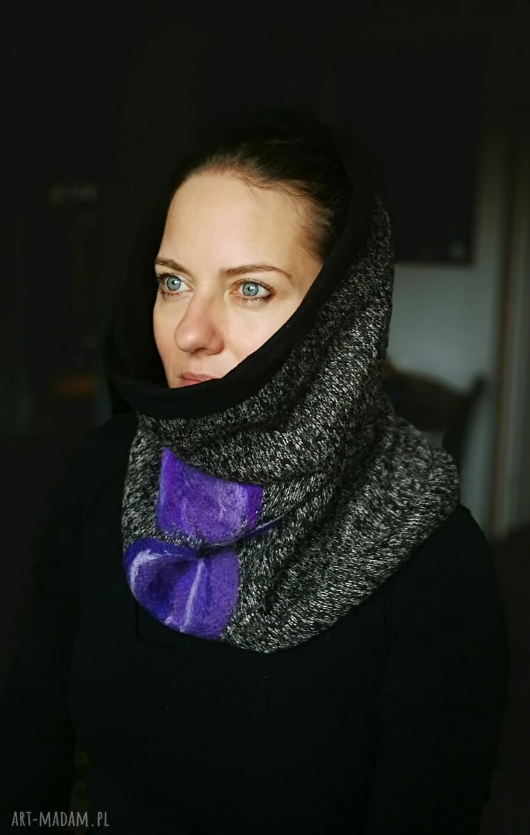 Komin wełniany na podszewce blisko szyi - długi, wkładany przez głowę (etno-folk boho)