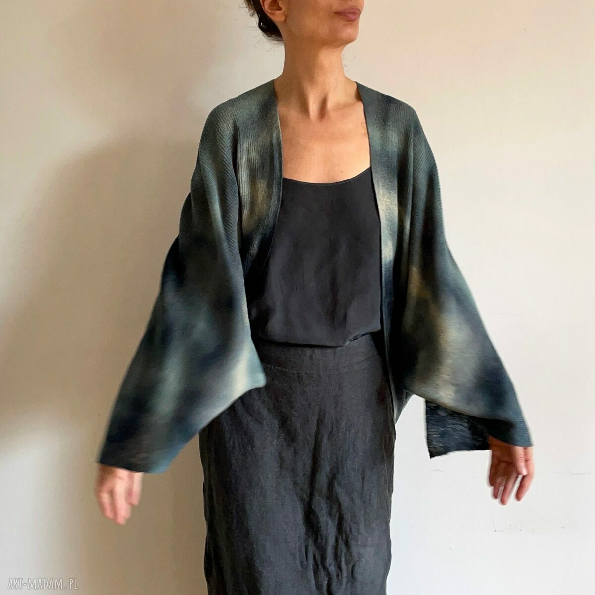 Wełniany kardigan w szarościach - ręcznie barwione merino (one size)