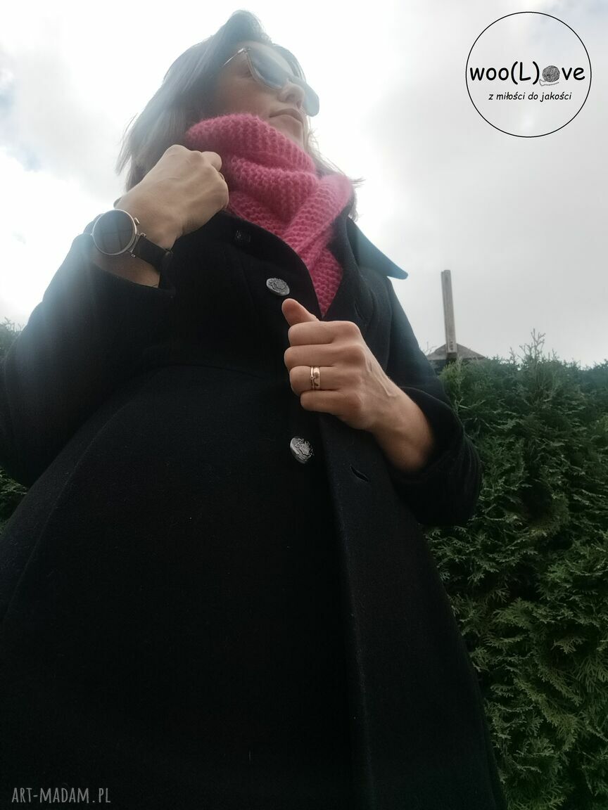 Wełniany szalik damski Trójkątna Chmurka - Magneta z baby alpaki i merino