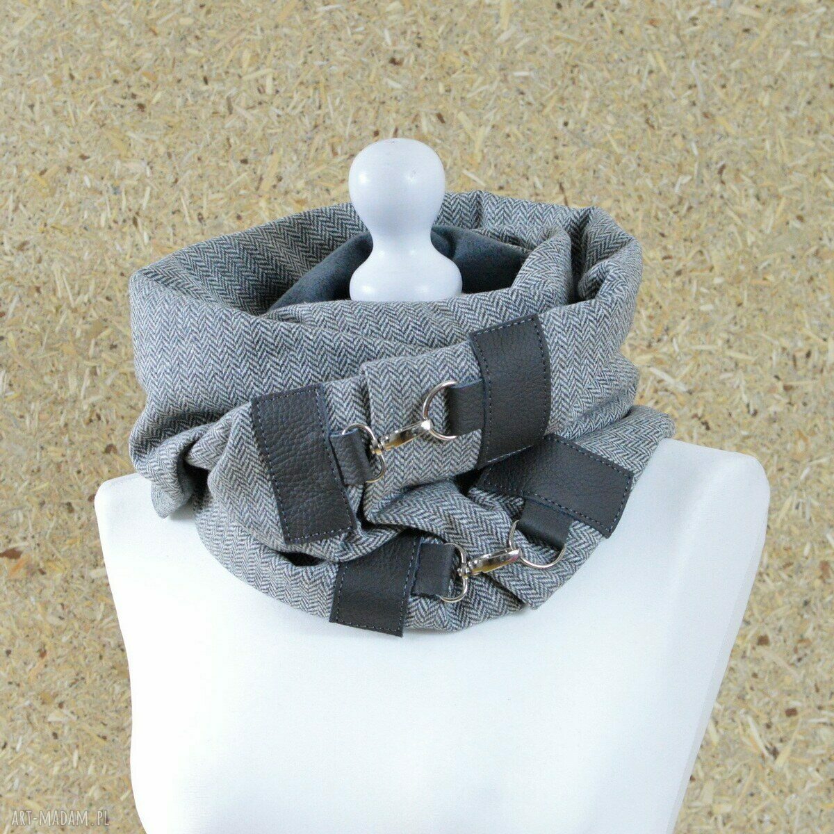 Wełniany szal w jodełkę Szal unisex Szary handmade