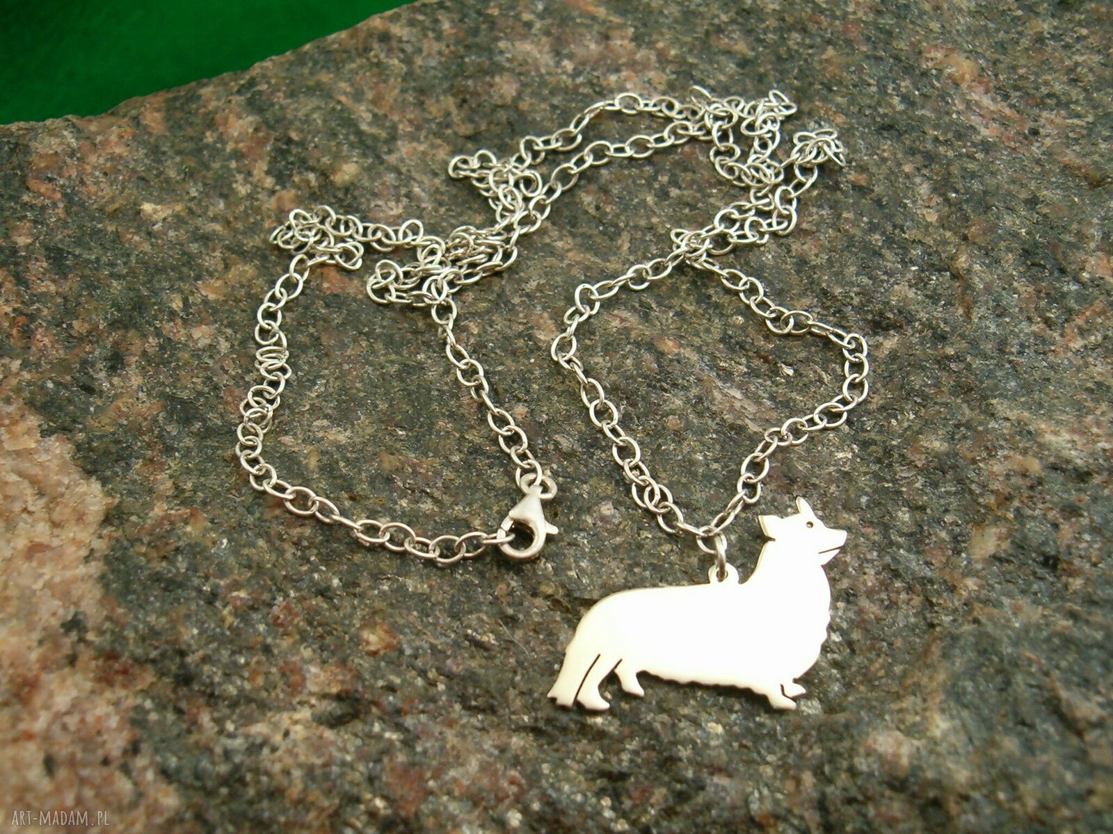 Welsh Corgi Pembroke - srebrny naszyjnik 925 z psem (nr 89)