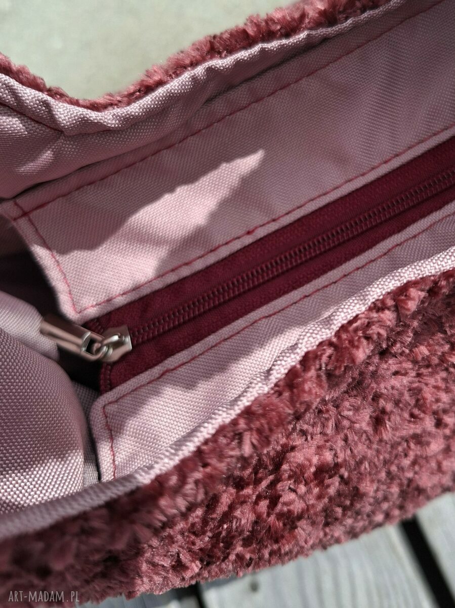 Welurowa torba hobo Miś bordowa na ramię