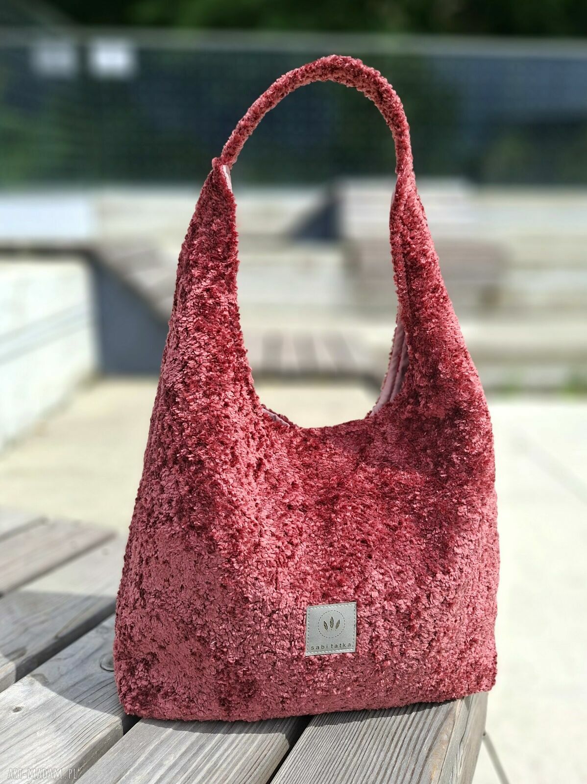 Welurowa torba hobo Miś bordowa na ramię