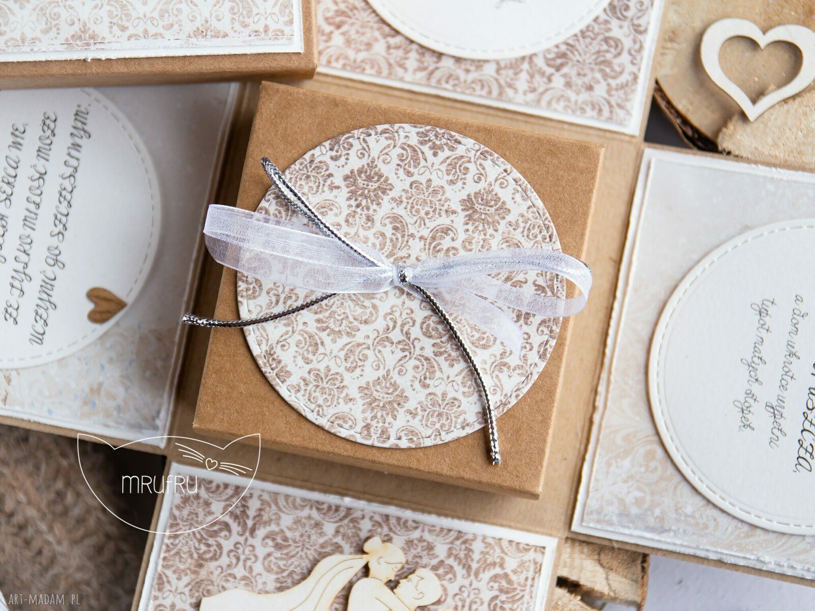 scrapbooking kartki: Eksplodujące pudełeczko podarek z okazji ŚLUBU. Personalizacja. HandMade