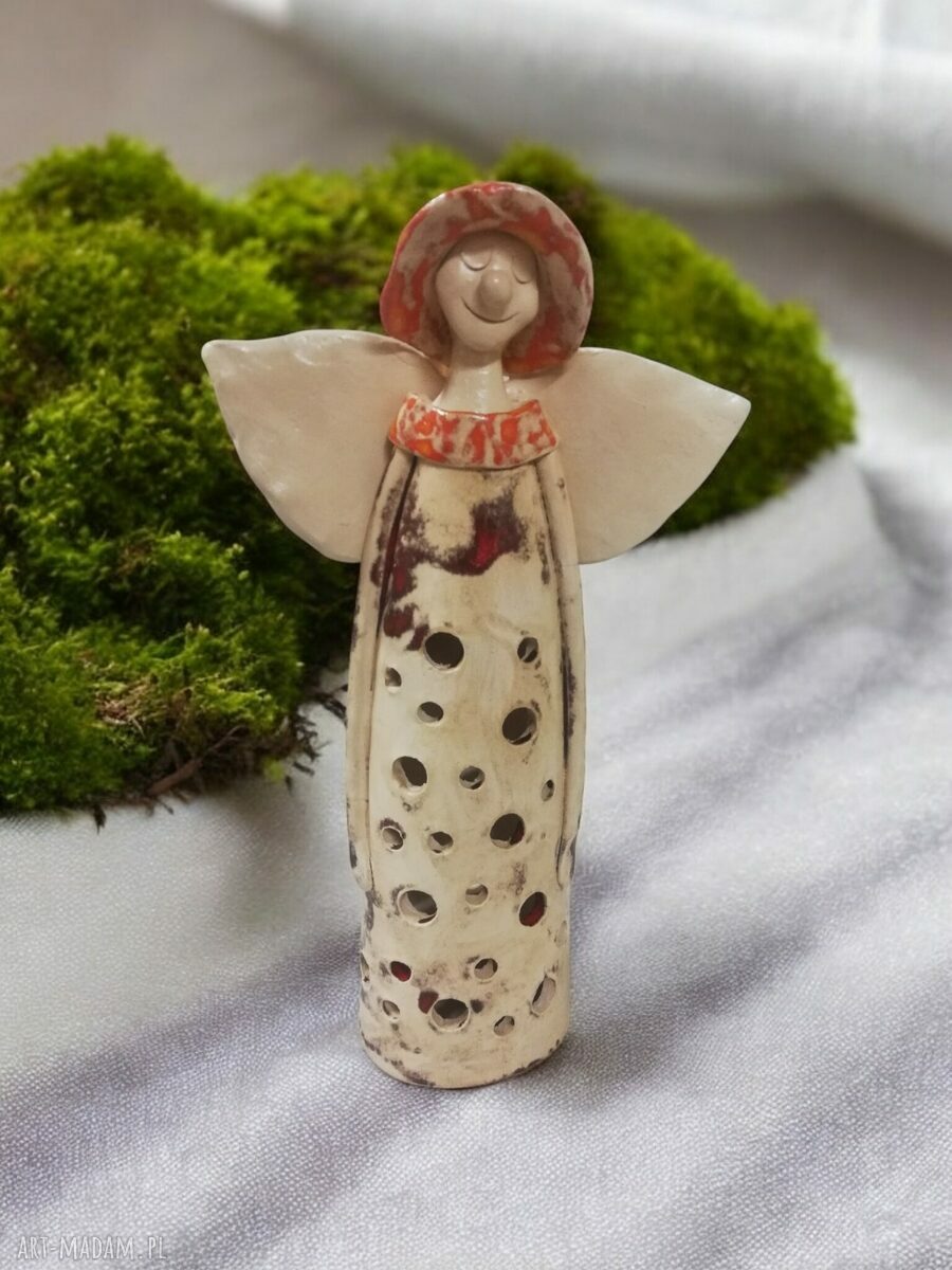 Wesołek w kapeluszu - ręcznie wykonany anioł ceramiczny ok. 25 cm