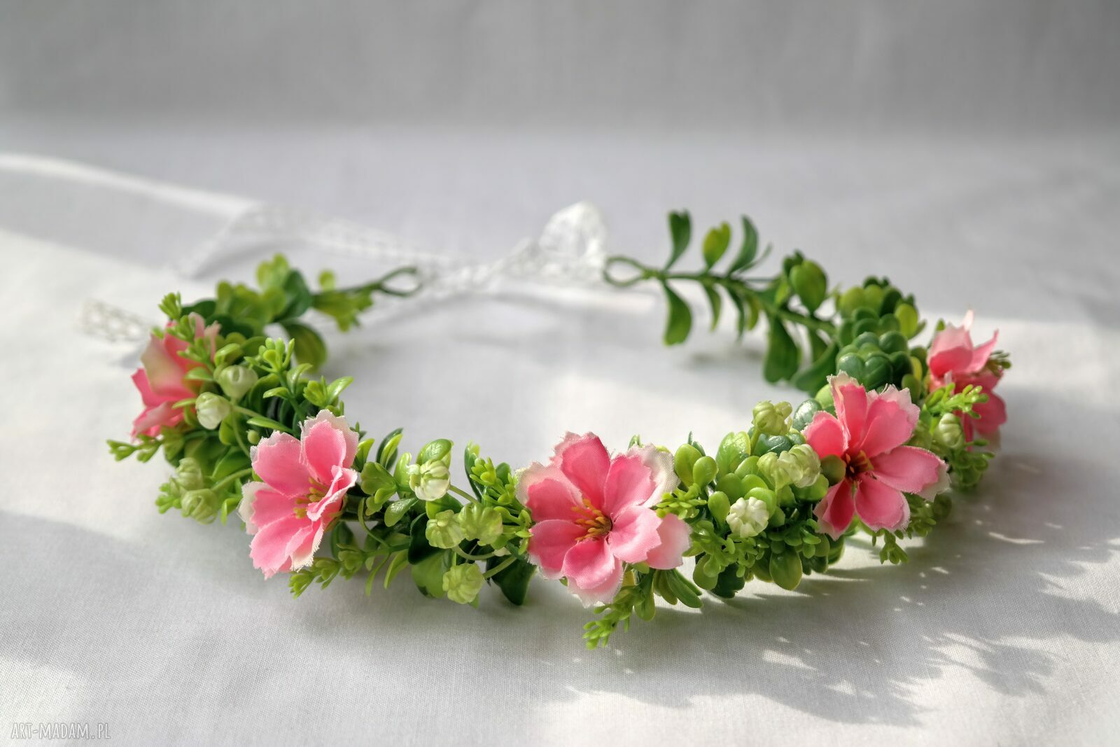Wianek handmade „W zaczarowanym ogrodzie” - kwiatowa ozdoba do włosów w stylu boho
