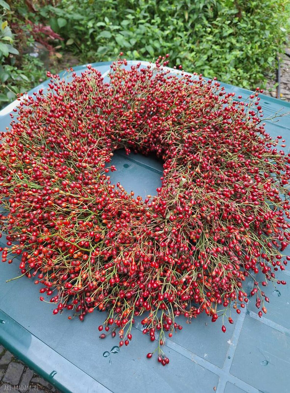 Jesienny wianek na drzwi z owoców róży wielokwiatowej - ok. 55 cm