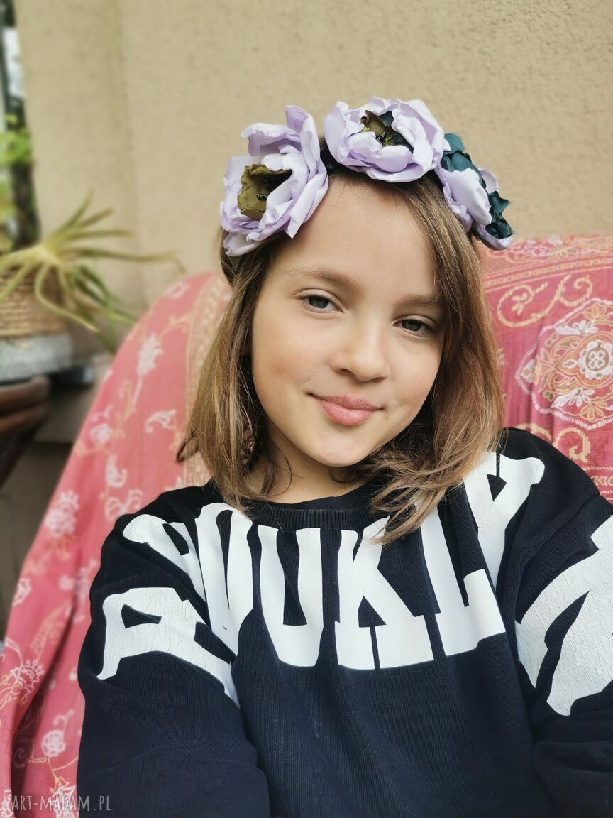 Wianek uniwersalny na gumce z dużymi kwiatami boho - box X1