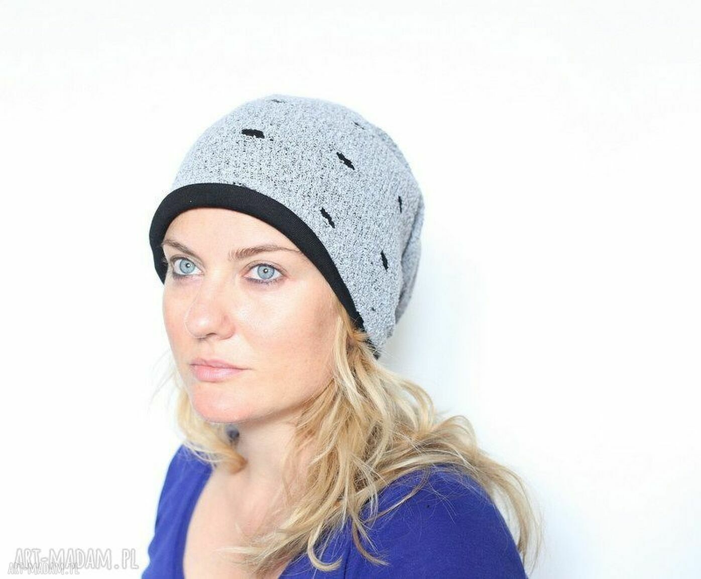 Kolorowa czapka handmade z lwem - boho folk (E1)