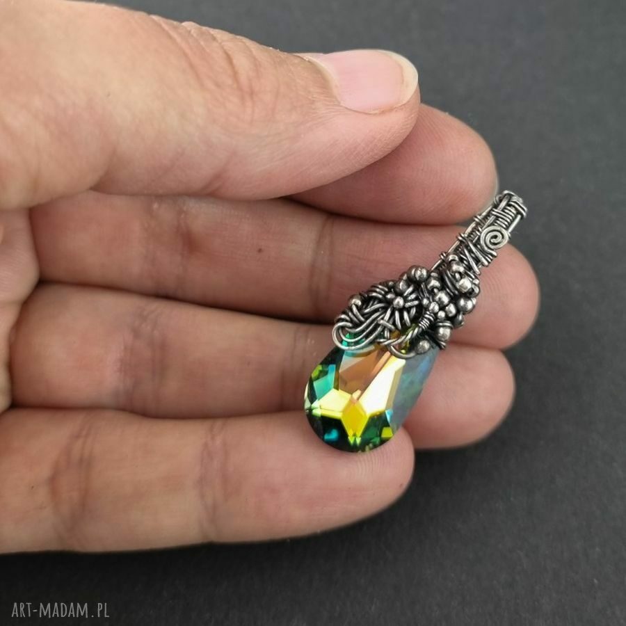 Wisiorek Swarovski Vitrail Medium z oksydowanego srebra - wire-wrapping (Anna Mroczek)
