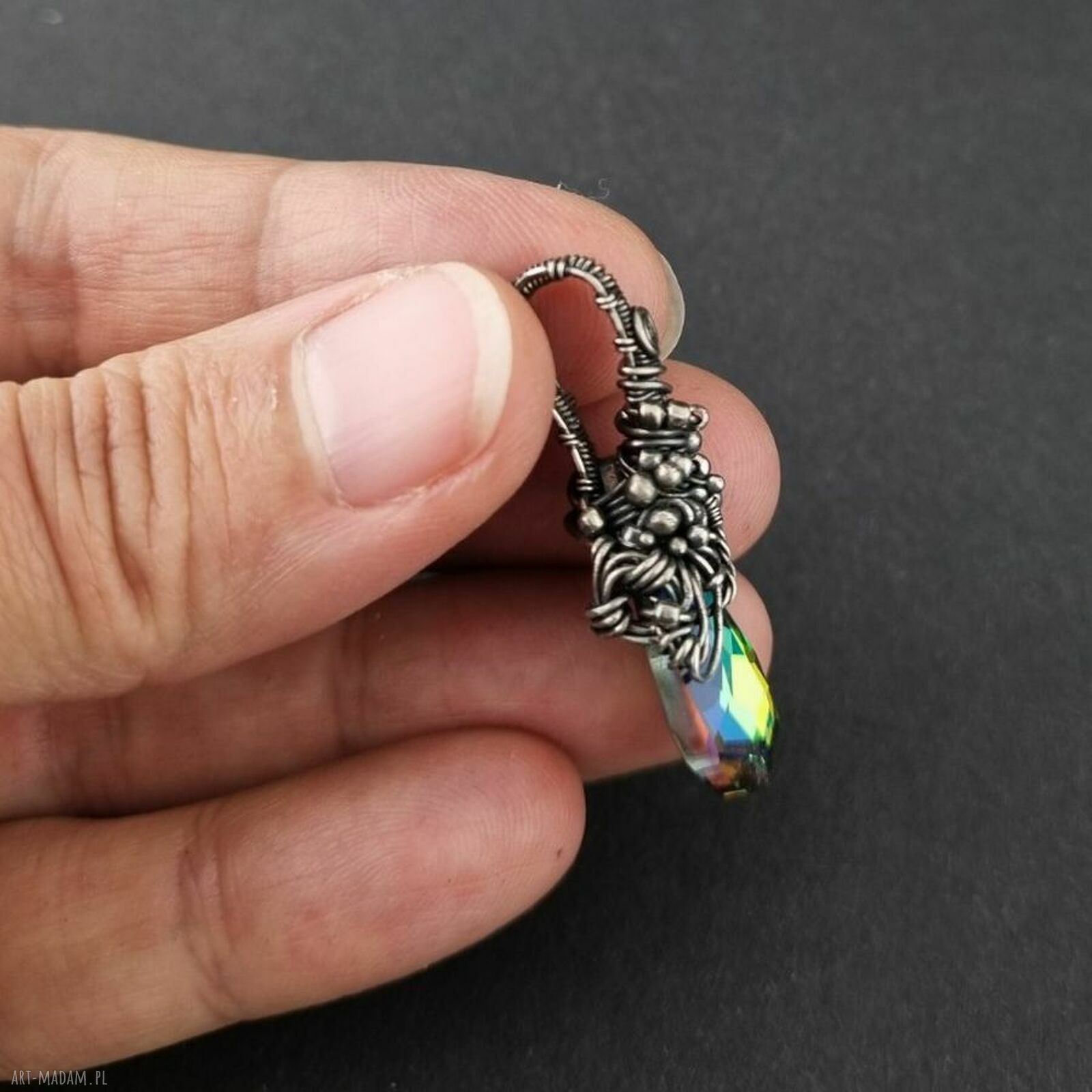 Wisiorek Swarovski Vitrail Medium z oksydowanego srebra - wire-wrapping (Anna Mroczek)