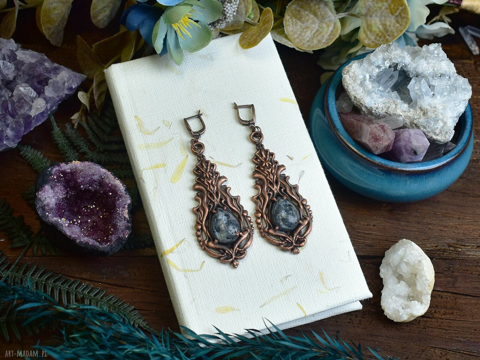 kolczyki: Wiktoriańskie miedziane wiszące kolczyki z kamieniem / larvikit #1 handmade