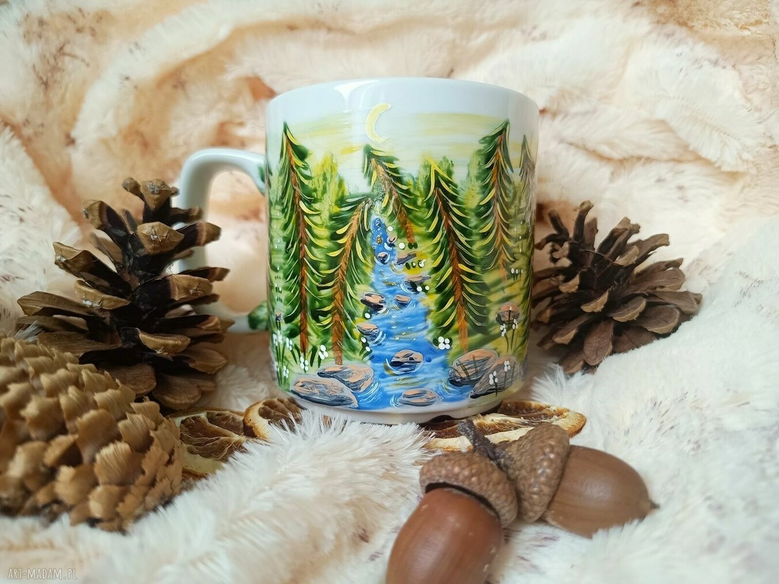 Wilga i dudek w pejzażu - ręcznie malowany kubek porcelanowy 270 ml