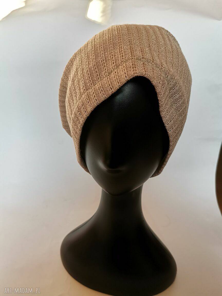 Beżowa czapka wiosenna boho/etno z podszewką - obwód 57-58 cm
