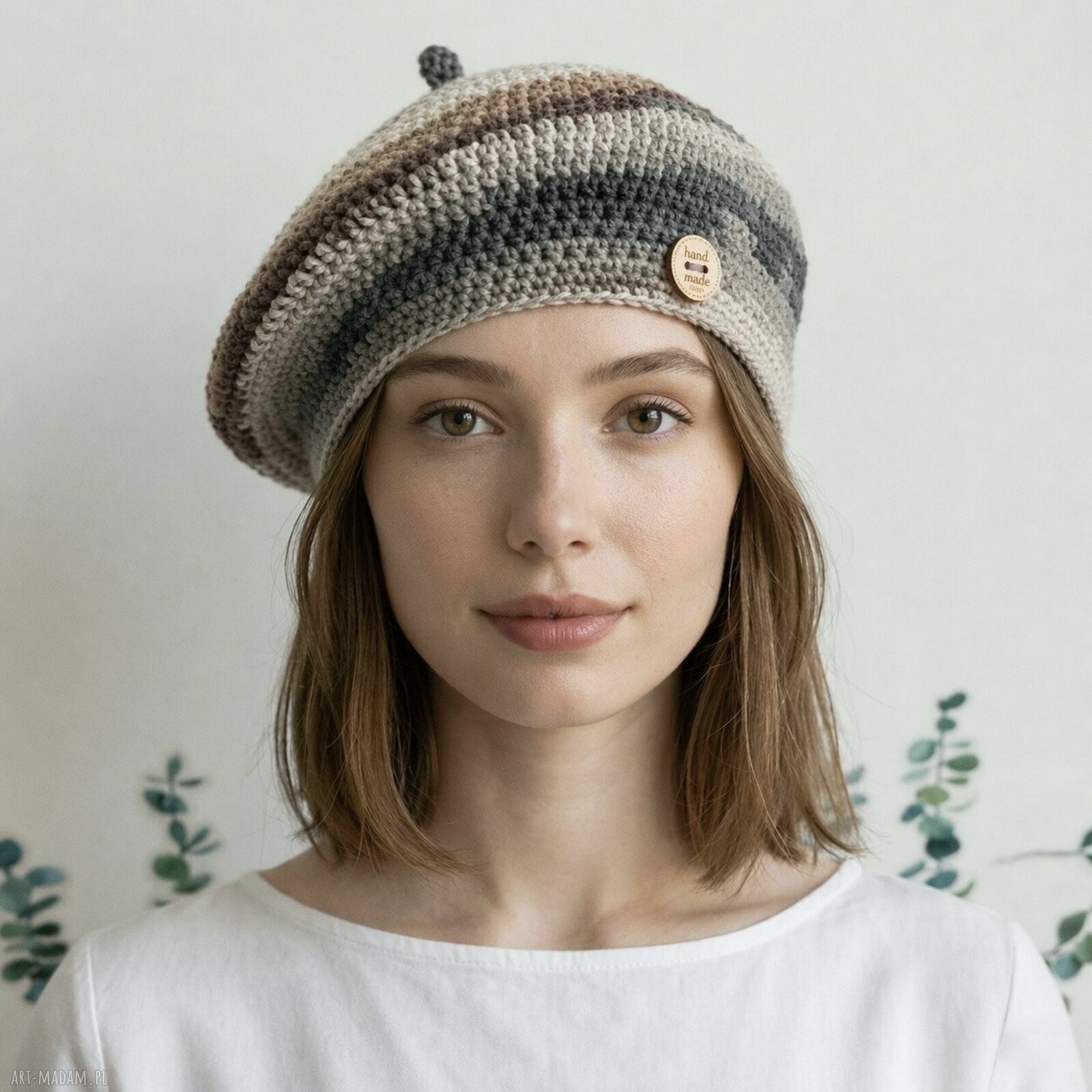 Wiosenny beret damski z antenką - ręcznie robiony bawełniany one size