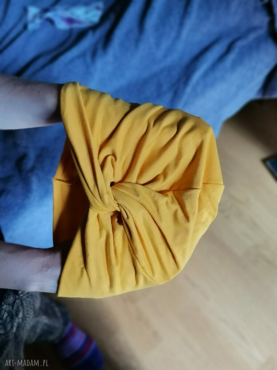 Turban wiosenny zolty etno rozmiar uniwersalny, nie uciska głowy, fajnie się układa, jest miękki