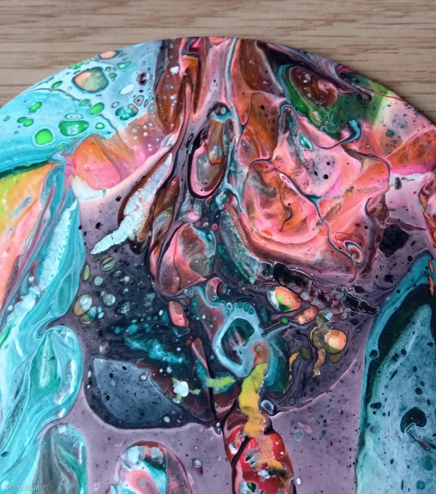 Unikalny magnes na lodówkę Wir Kolorów handmade - 15 cm