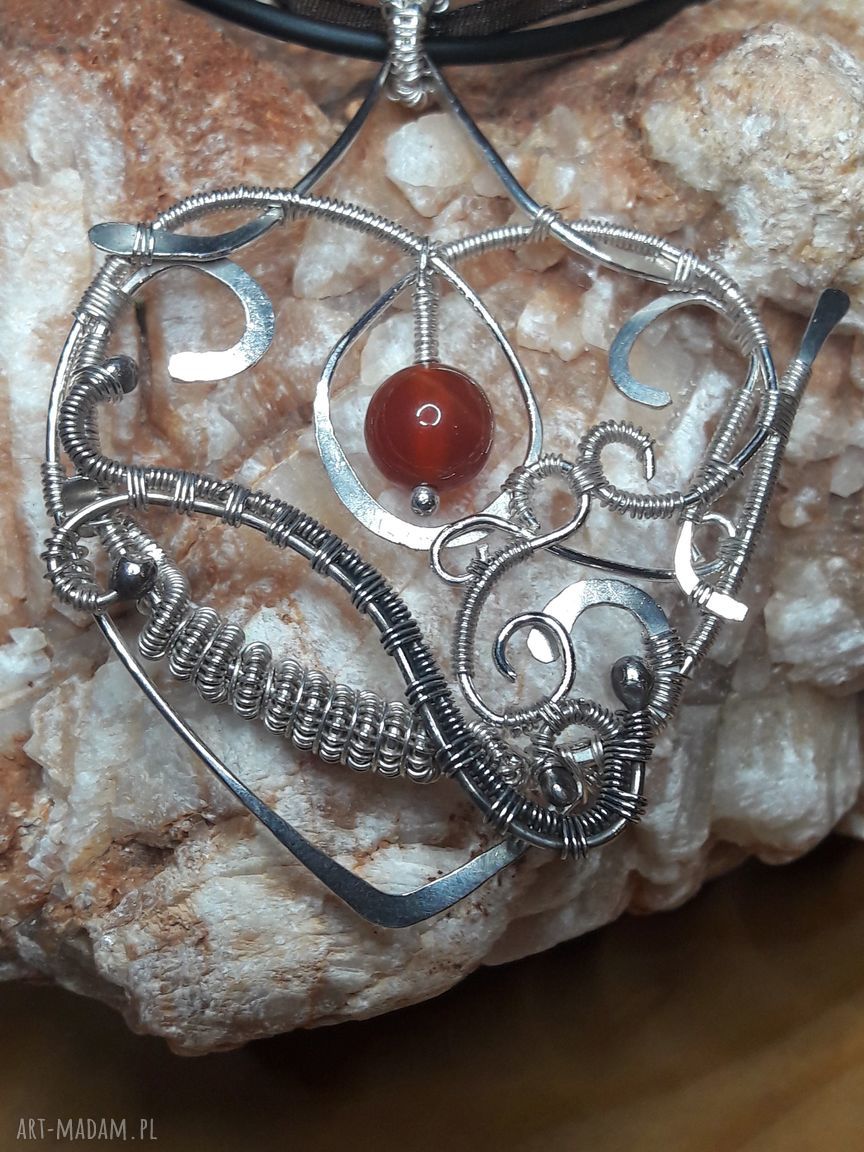Wisiorek serce wire wrapping z karneolem - srebro 925/999