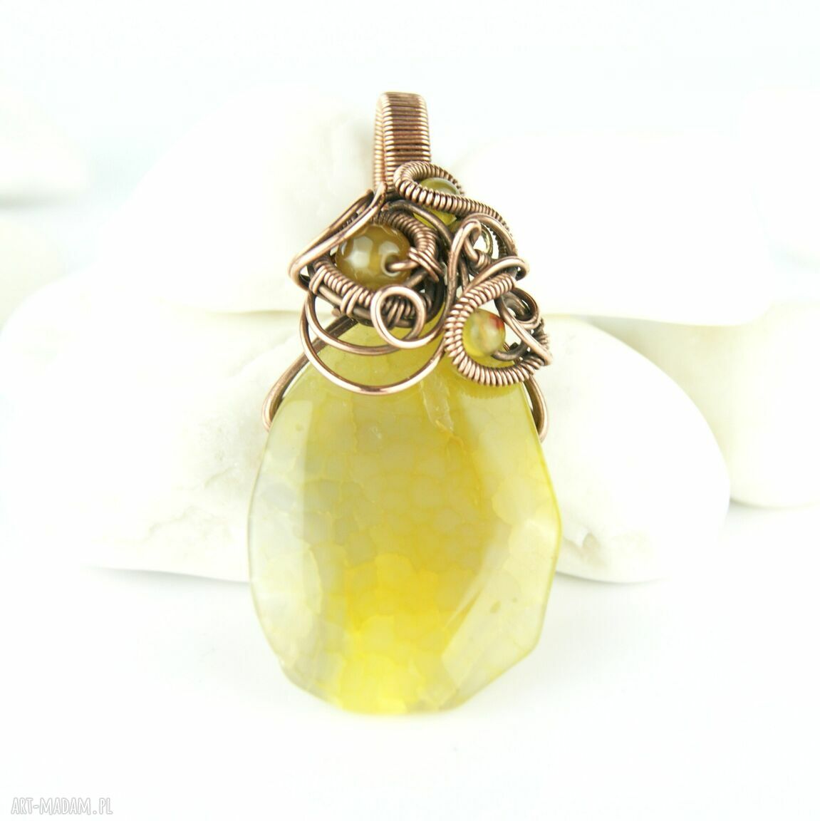 Wisiorek wire wrapping z żółtymi agatami - ręcznie robiony na prezent