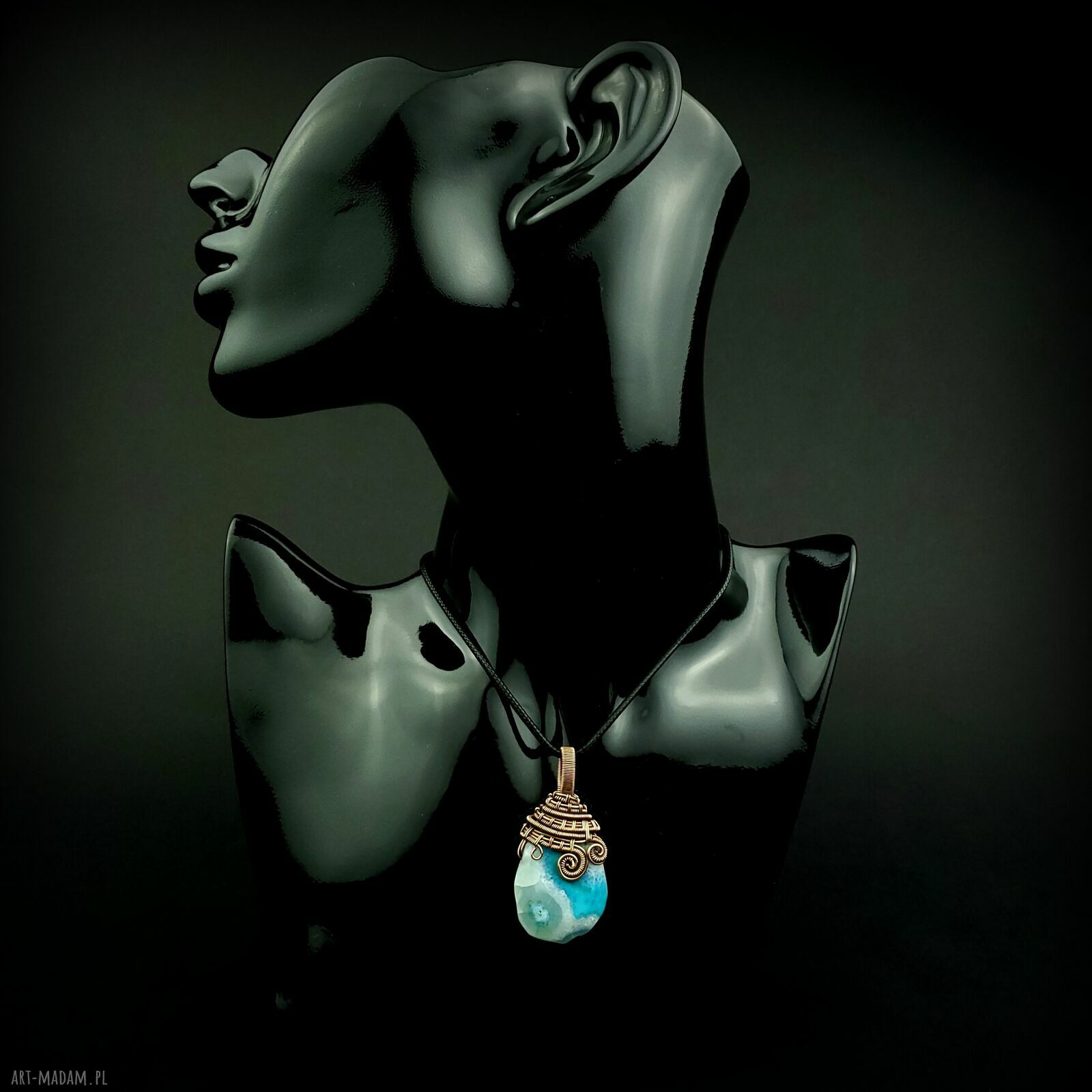 Wisiorek wire wrapping z agatem - miedziany dwustronny