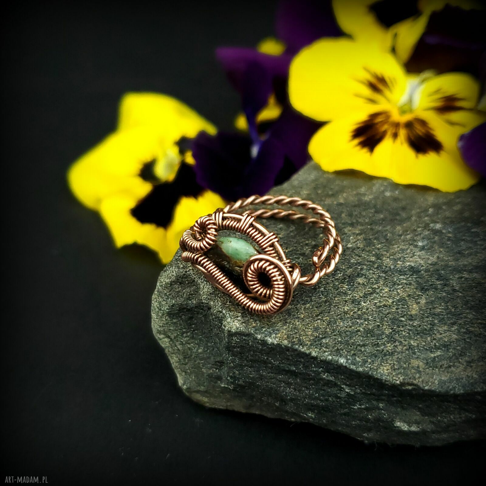 Szmaragd regulowany pierścionek z miedzi - wire wrapping