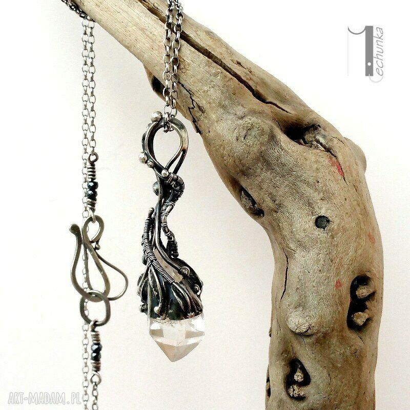 Lodowy amulet srebrny naszyjnik z kryształem górskim handmade (wire wrapping)