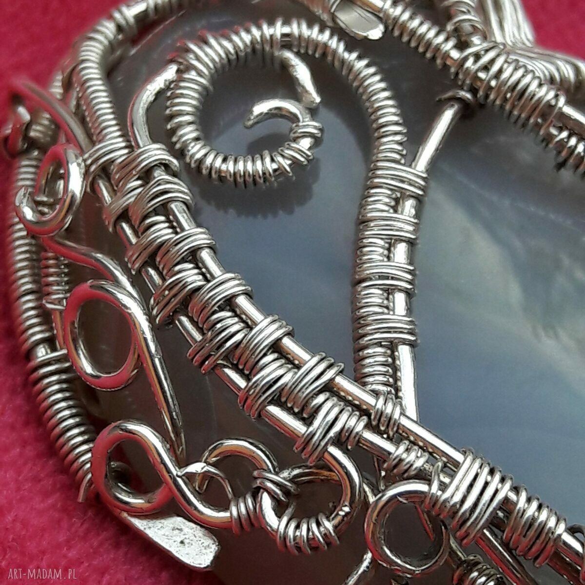 Wisior Wrapped Wire z agatem w srebrnej oprawie