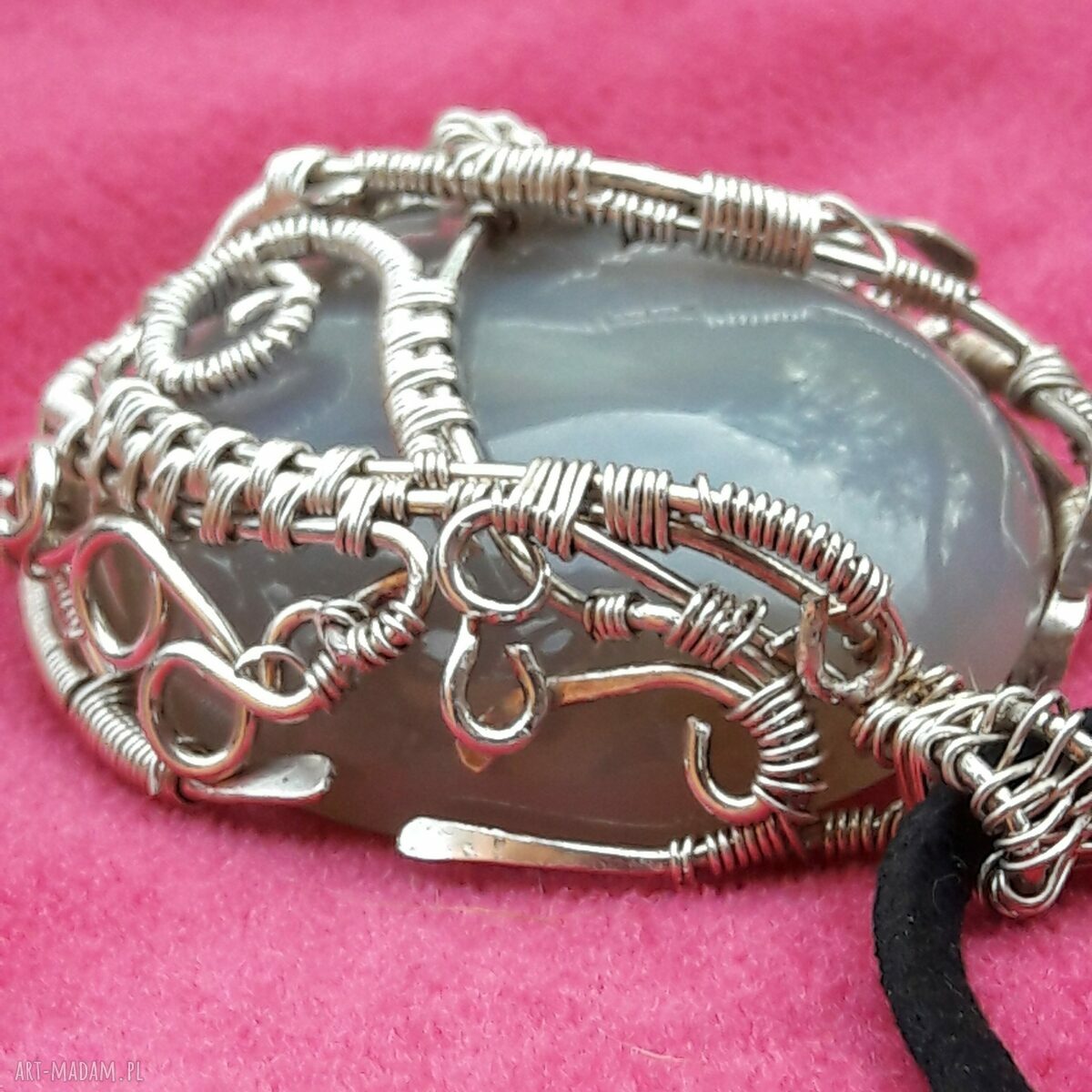 Wisior Wrapped Wire z agatem w srebrnej oprawie