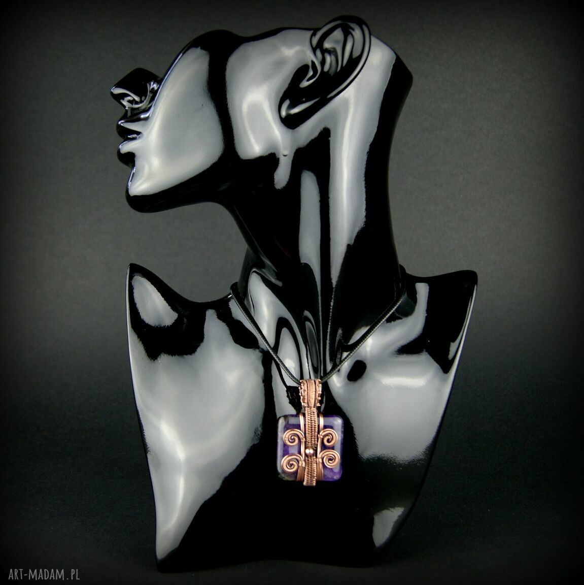 Wisior z ametystem w technice wire wrapping - miedziany, oksydowany