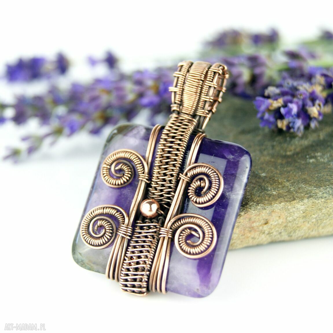 Wisior z ametystem w technice wire wrapping - miedziany, oksydowany