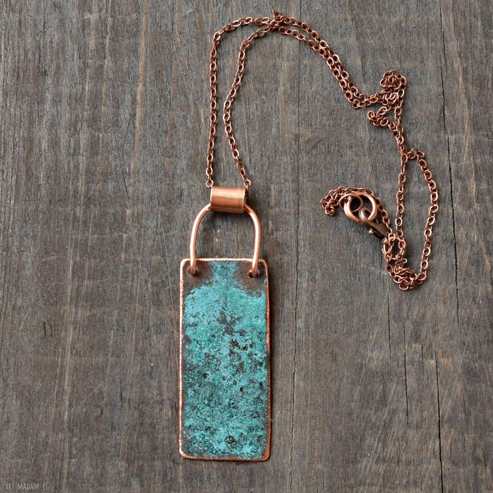 Wisior z patynowanej miedzi - zielona patyna, handmade