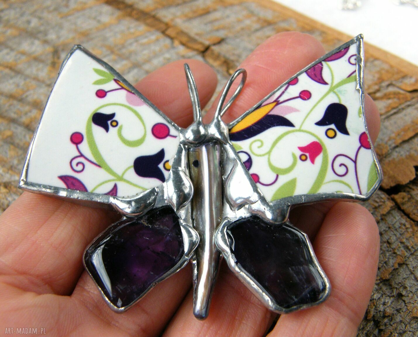 Wisiorek folk motyl z ametystem technika Tiffany, polskie motywy