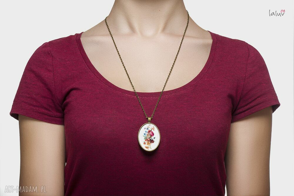 Owalny medalion retro na prezent naszyjnik handmade