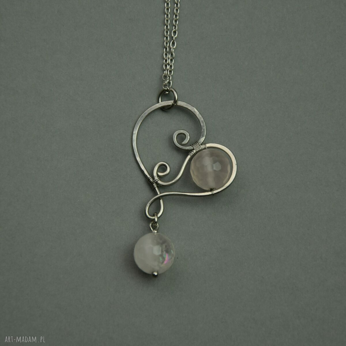 Wisiorek serce z kwarcem różowym wire wrapping - stal chirurgiczna