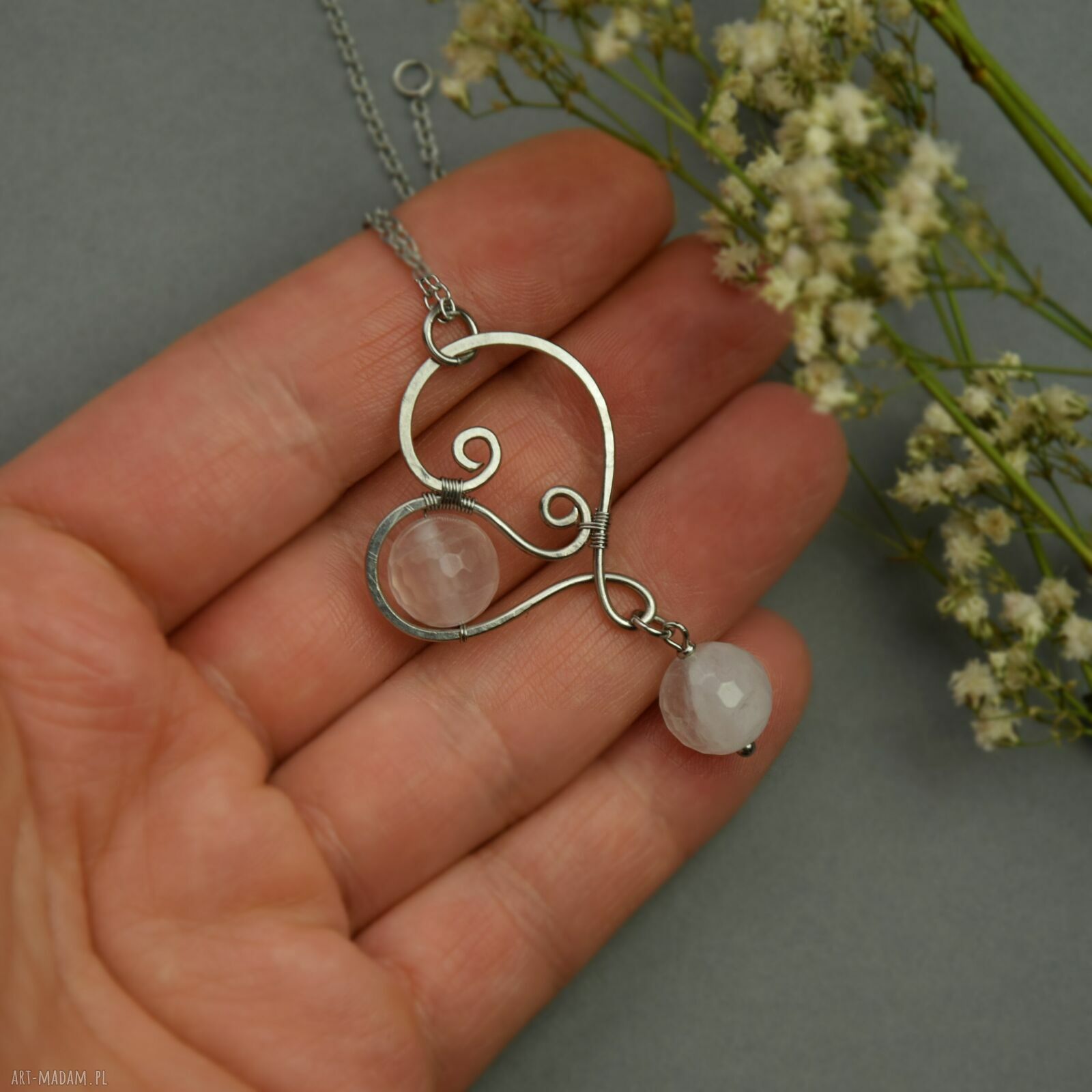 Wisiorek serce z kwarcem różowym wire wrapping - stal chirurgiczna