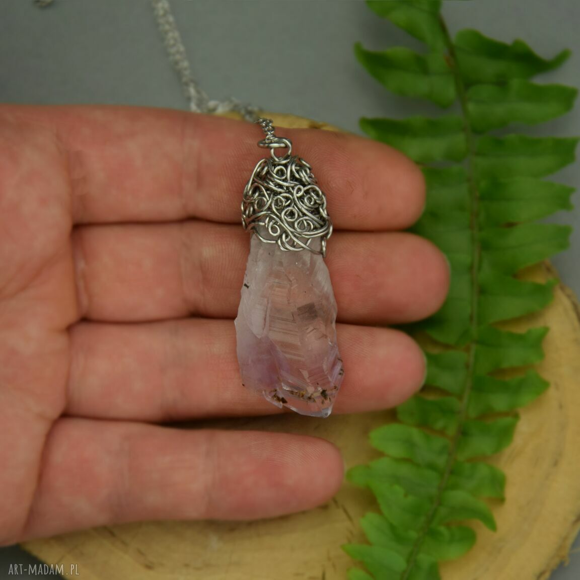 Wisiorek Talizman z surowym ametystem - wire wrapping