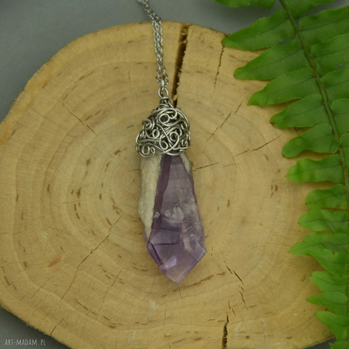Wisiorek Talizman z surowym ametystem - wire wrapping ze stali chirurgicznej