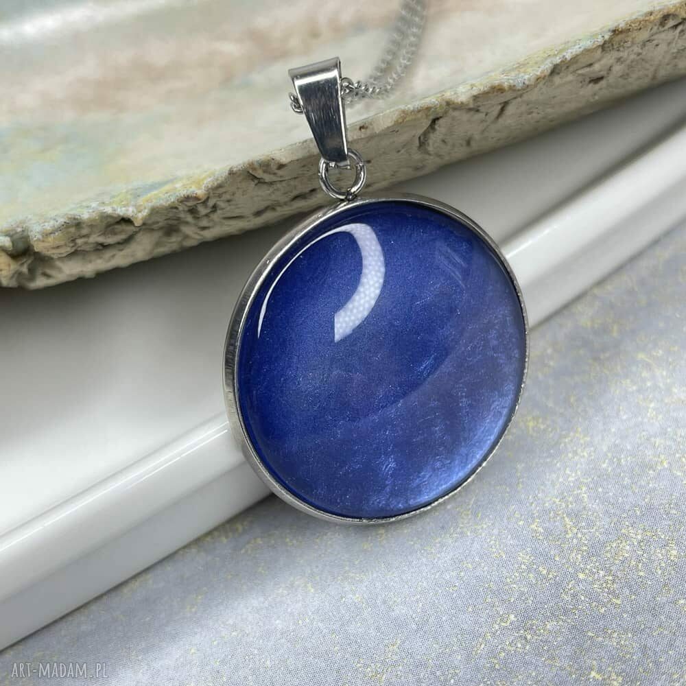 Wisiorek Dolunay z perłowego lapis lazuli e35/46 - opalizujący blask