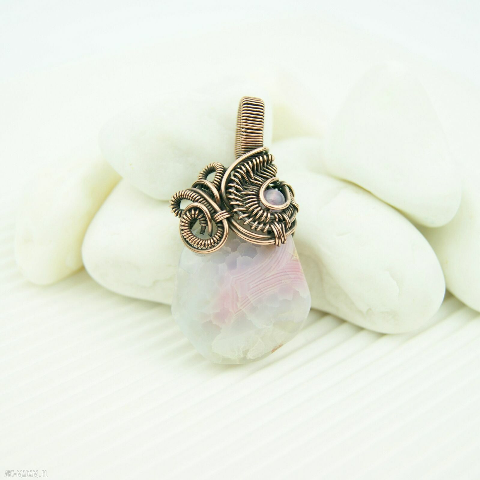 Miedziany wisiorek wire wrapping z agatem - prezent dla niej