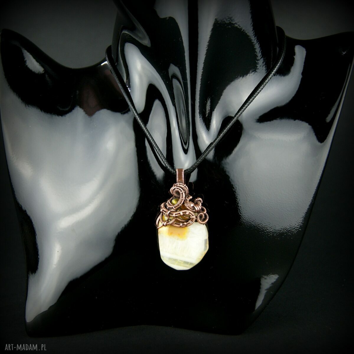 Wisiorek wire wrapping z żółtymi agatami - miedziany oksydowany, ręcznie robiony